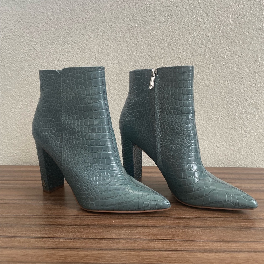 Sam Edelman Raelle Pointed Toe Croc-Embossed Heeled Boots in Teal/Gray